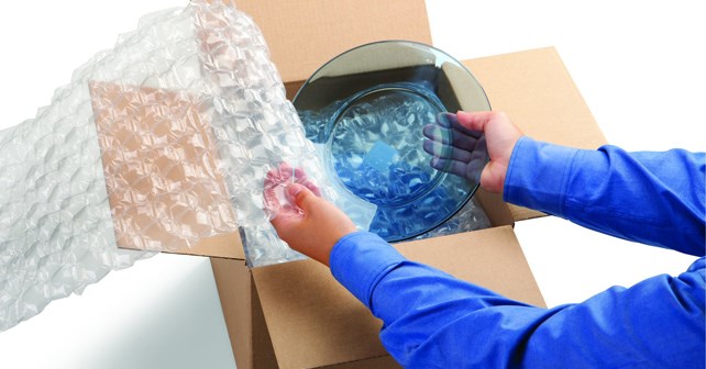Chia sẻ kinh nghiệm chuyển đồ dễ vỡ khi chuyển nhà